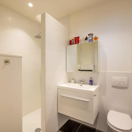 Appartement Het Zoute - Parkeerplaats - Wifi - Comfort - Uitzonderlijke Locatie - Ideaal Voor Stellen En Gezinnen *